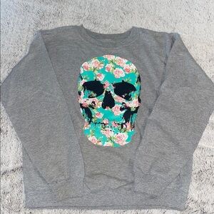 Empyre - Gray Sweatshirt with Floral Skull Design